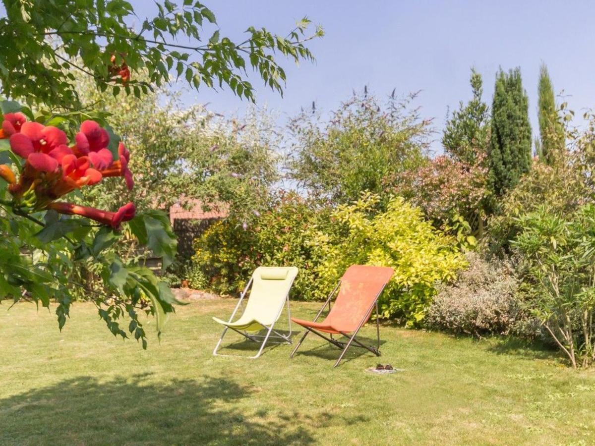 Charmante Maison Renovee A 300M De La Loire Avec Jardin, Terrasse, Wifi Et Equipements Bebe - Fr-1-306-815 Saint-Julien-de-Concelles Exterior photo